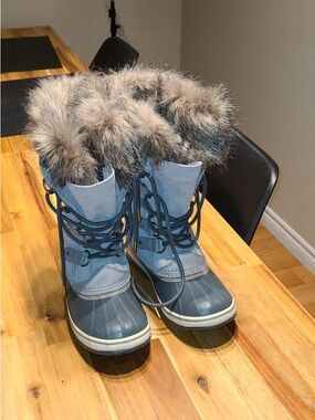 Sorel Black Faux-Fur Lined Women's Winter Boots